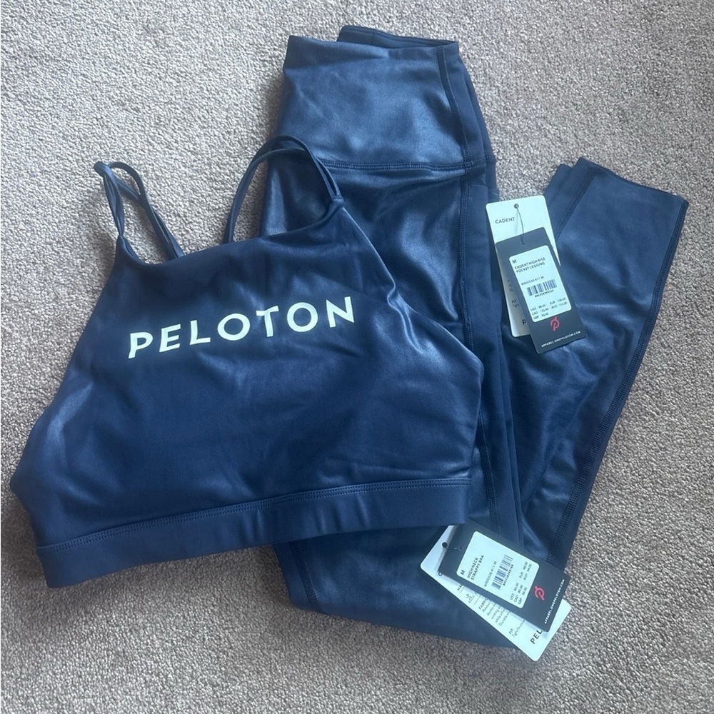 Clearance ⭐️ Peloton Cadent HR holiday shine set bra medium leggings small NWT